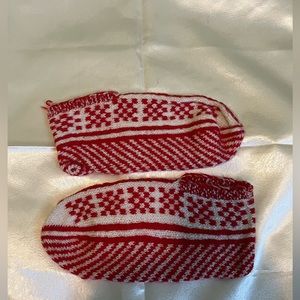 completely handmade traditional products handmade cross-stitch